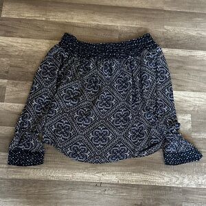 White House Black Market Navy and White Patterned Blouse